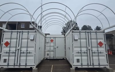 Compagnies Républicaines de Sécurité livrées avec des conteneurs Pyro SDD Capyro